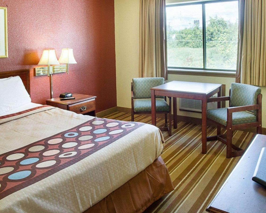 Rodeway Inn Florence - Cincinnati South Exteriér fotografie